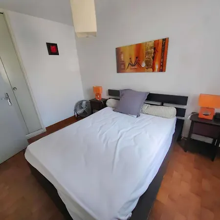 T2 Mezzanine Dans La Pinede, 5 Pers, Piscine - Fr-1-607-77 公寓