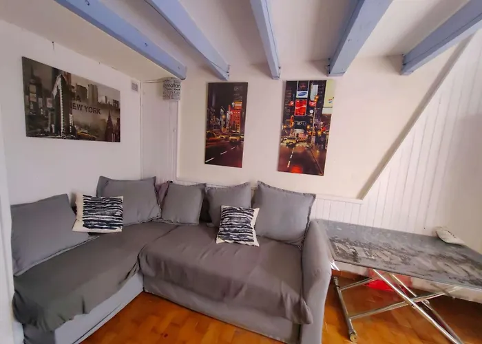 Appartamento T2 Mezzanine Dans La Pinède, 5 Pers, Piscine - Fr-1-607-77