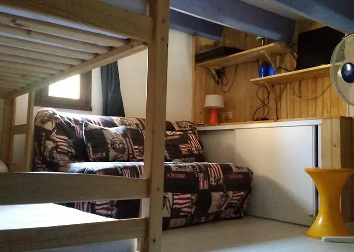 T2 Mezzanine Dans La Pinède, 5 Pers, Piscine - Fr-1-607-77 * Agde